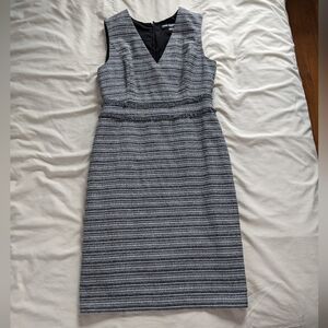 Karl Lagerfeld Paris Women's Sleeveless Tweed Dress Black/white, size 2